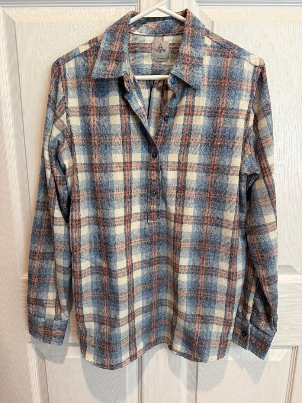 Ascend Blue Cream & Rust Plaid Button-Neck Shirt